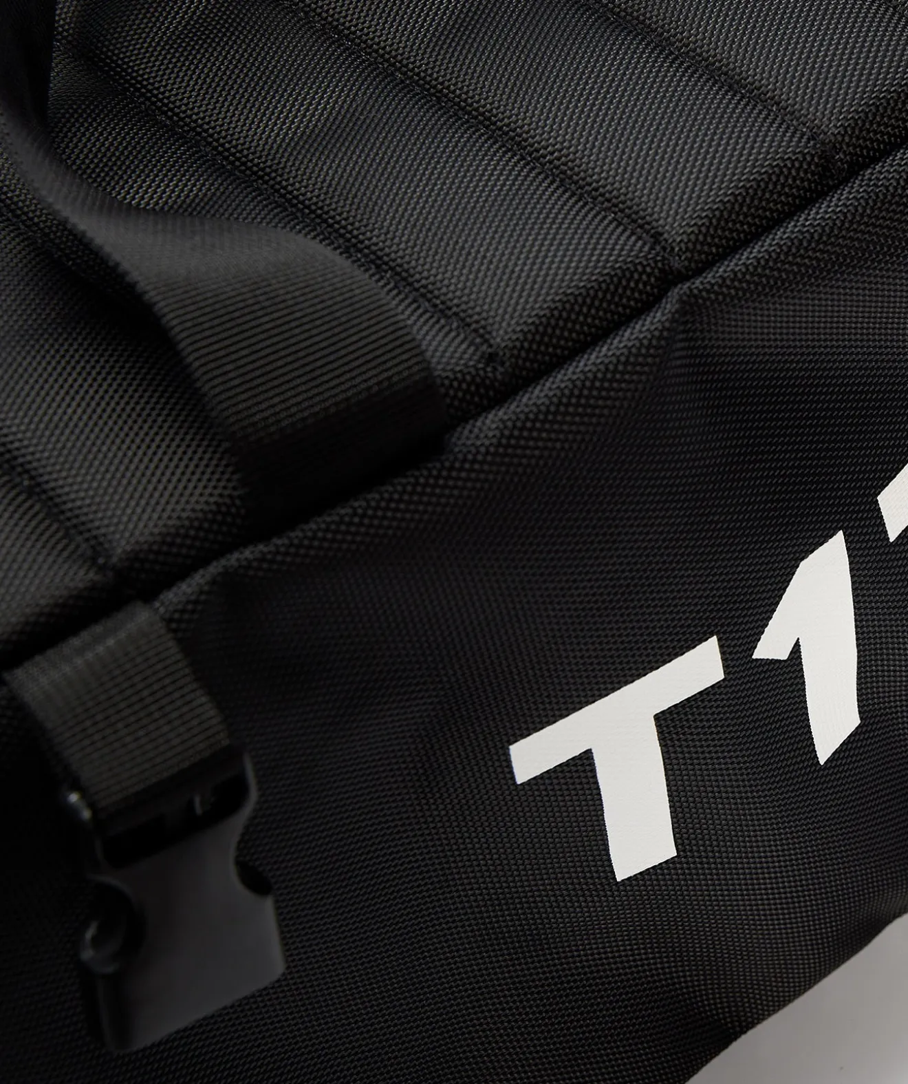 T1TAN Sporttasche - Schwarz Online